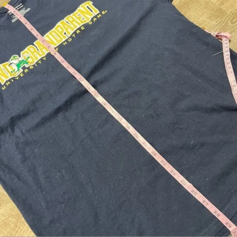 Champion Notre Dame Grandparent Short Sleeve Shirt Size XL - Picture 5 of 6